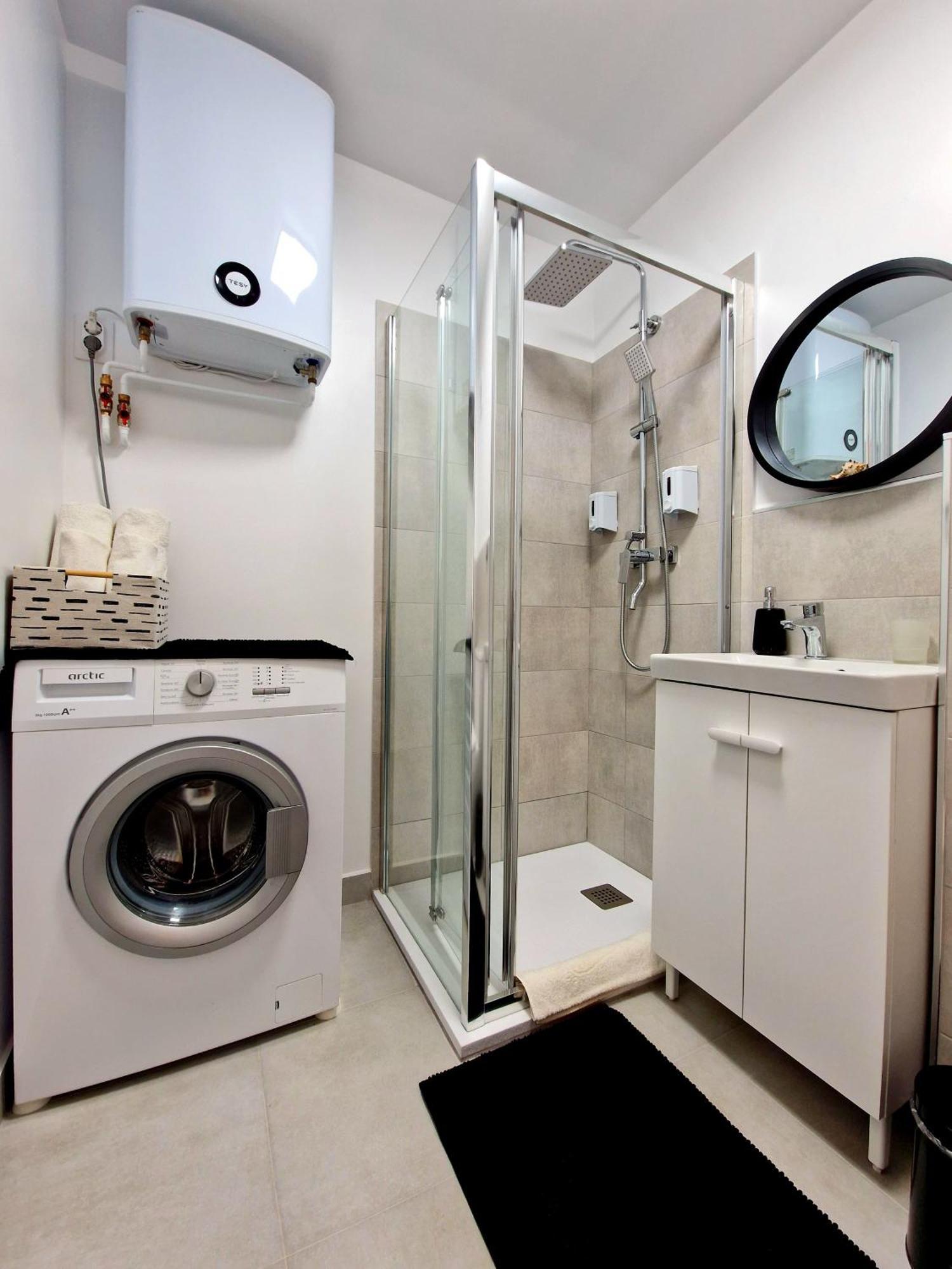 Premium Studio Next To National Arena & Park Boekarest Buitenkant foto